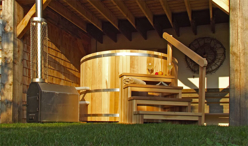 Уличная купель летом