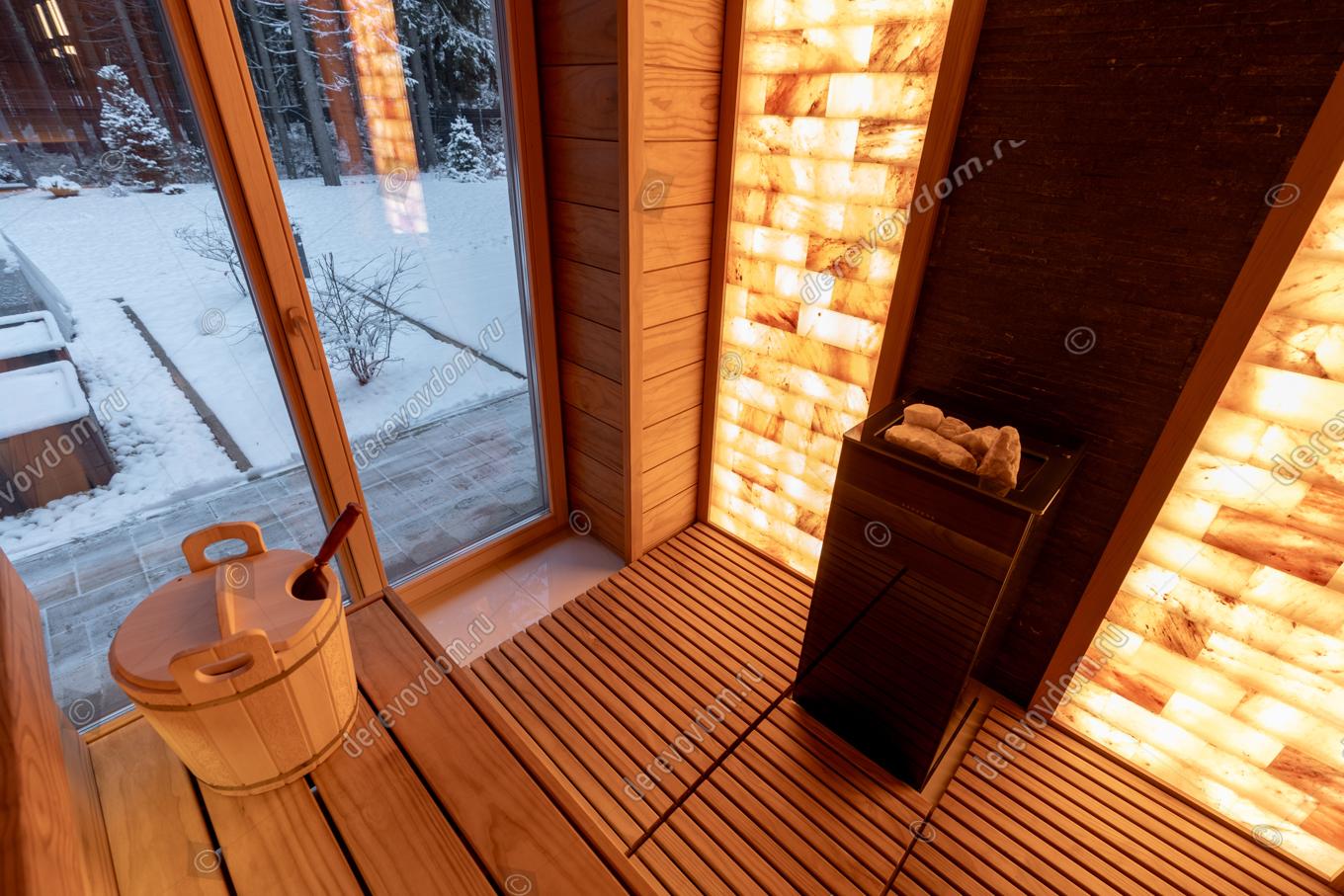 парная с большим панорамным окном